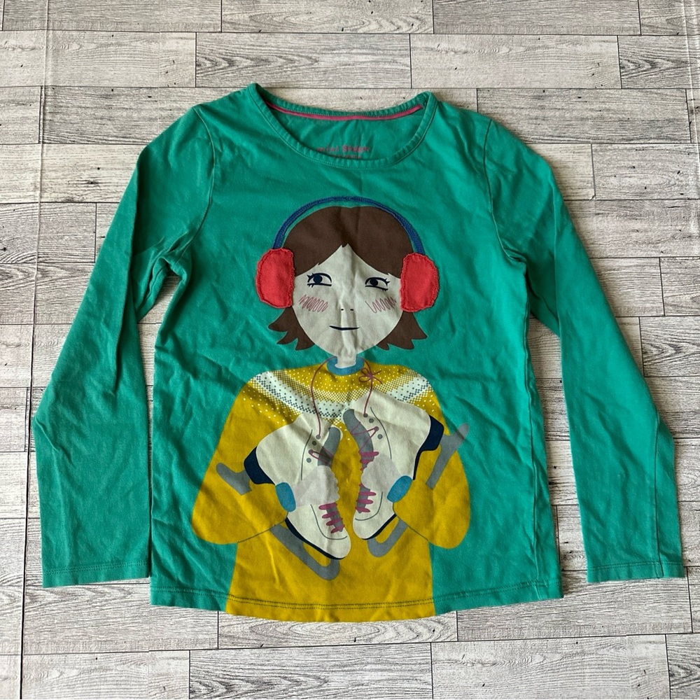 Mini Boden Green Tee Girl Ice Skater Graphic FUN Size 7-8Y